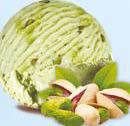 Pistachio ice cream and pistachio pieces